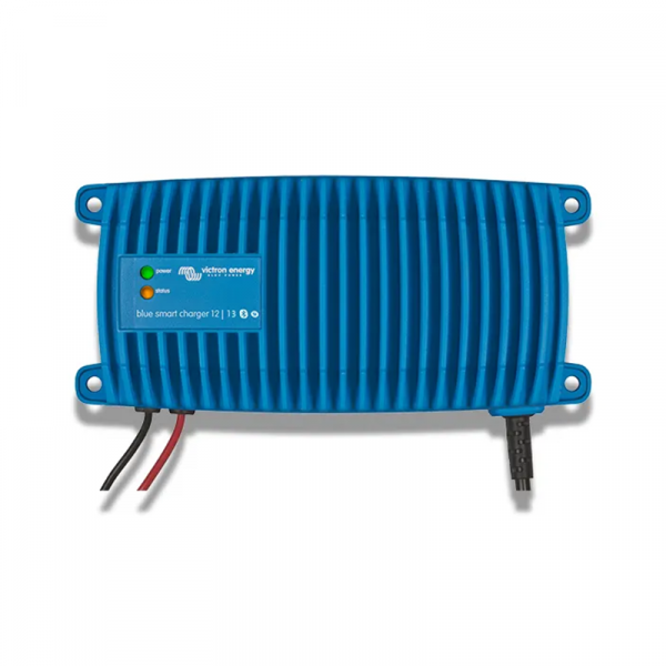 ultimatron-shop-Chargeur de batterie IP67 12V 13A - BlueSmart - Victron Energy-1